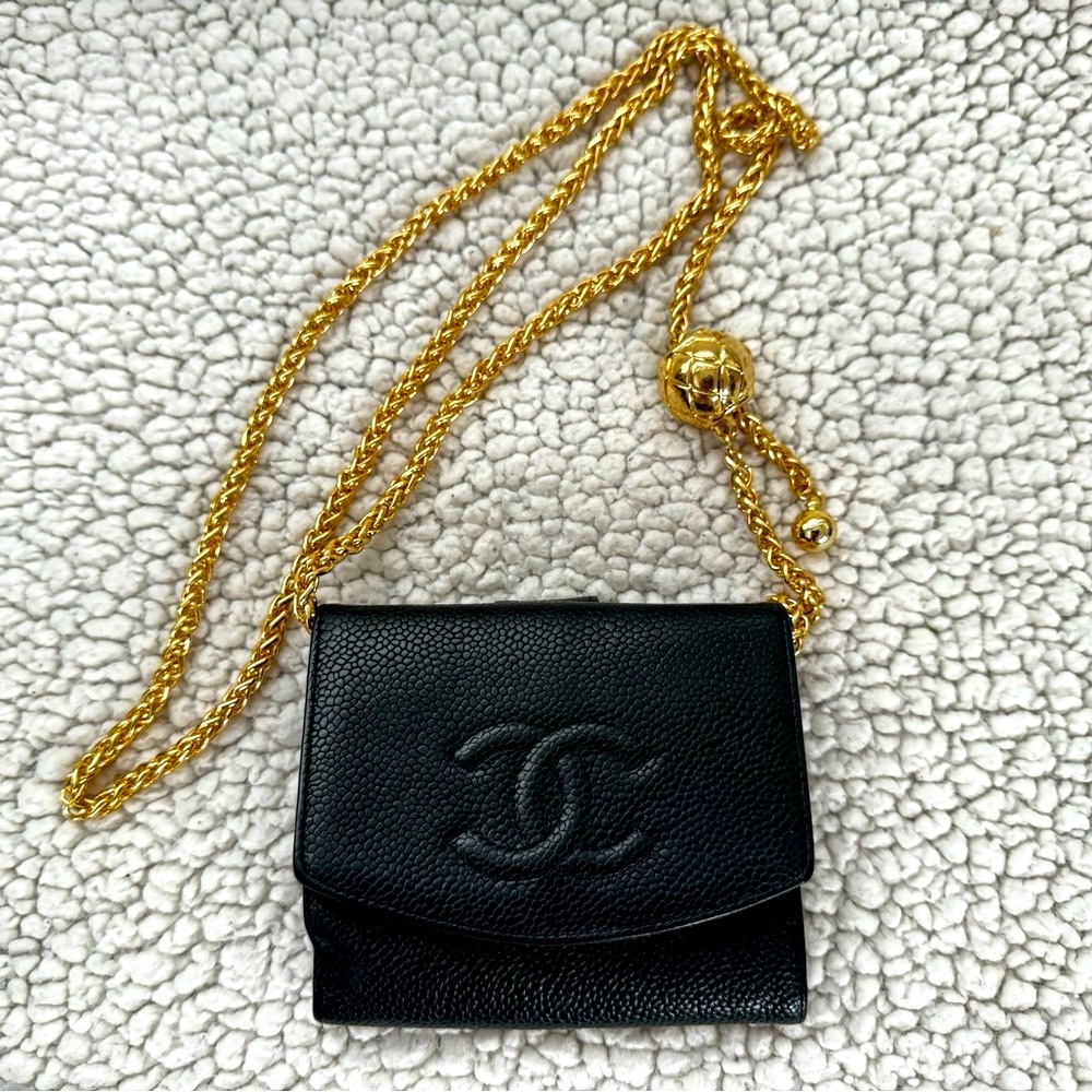 Chanel CC Caviar Wallet with Unbranded Chain